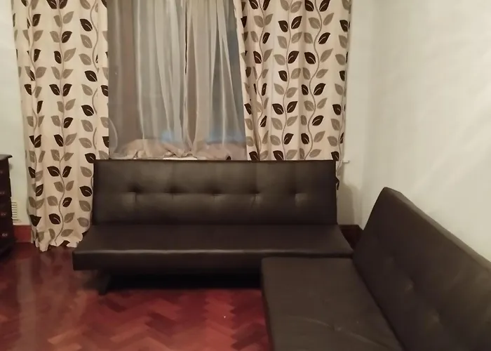 Tony בית הארחה *